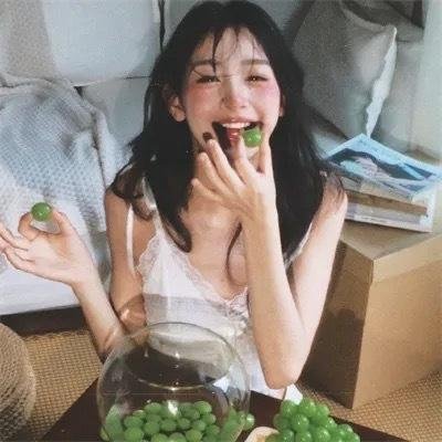 红衣谍影